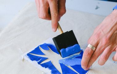 Як зробити принт на футболку своїми руками?